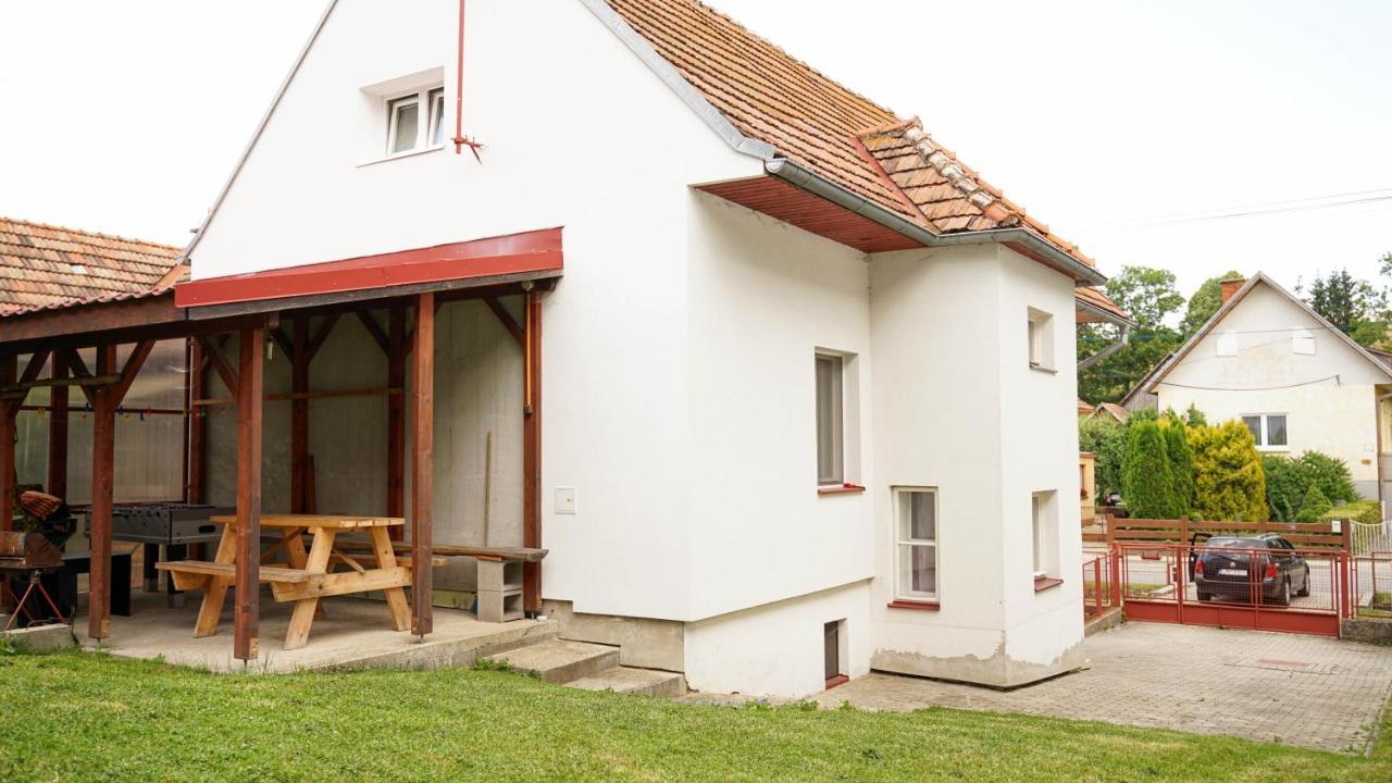 Závažná Poruba Holiday House Maria מראה חיצוני תמונה